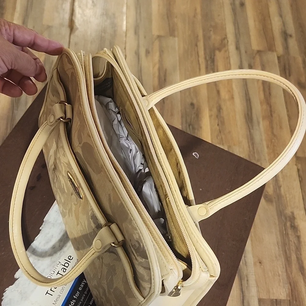 Liz Claiborne Elegant Floral Beige Handbag